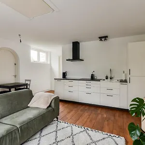 Luxury Garden View Appartement